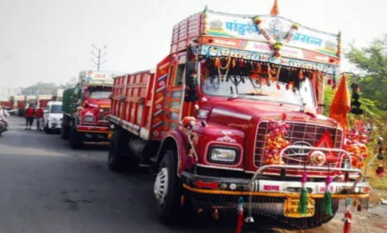 Maharashtra transporters rejoice scrapping of Warai tax on goods transportation