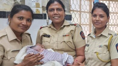 Three Mumbai women cops help in baby`s delivery in Dongri