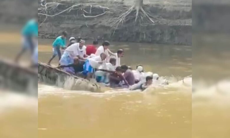 Video: 20 Headed For Funeral On Makeshift Raft Fall Into River In Bihar