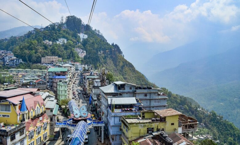 Bengal Hands Over Upkeep Of Sikkim