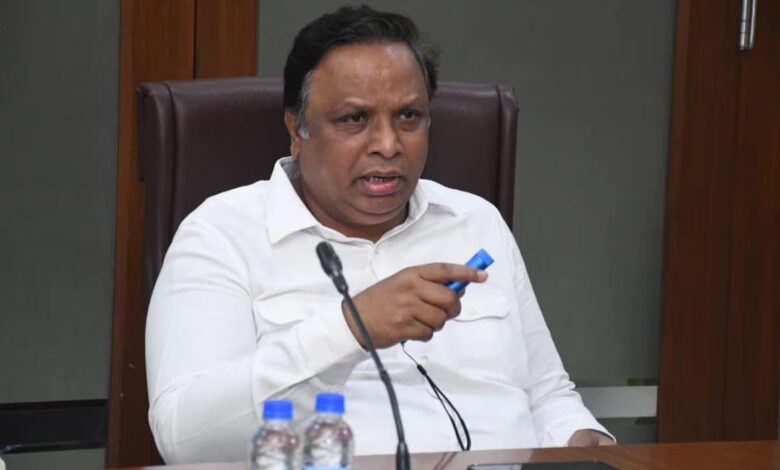 Ashish Shelar dares Uddhav to confront Mamata on Bangladeshi infiltration issue