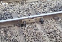 Suburban, long-distance trains disrupted due to track crack at Vaitarna station