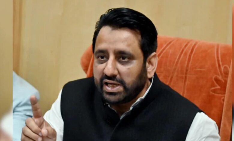 AAP's Amanatullah Khan Leads From Okhla Assembly Seat, AIMIM Leader Trails