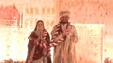 Diva Jaimin Shah's Bridal Entry At Wedding With Jeet Adani