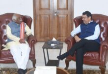 Haryana Governor Bandaru Dattatreya calls on Maharashtra CM Devendra Fadnavis