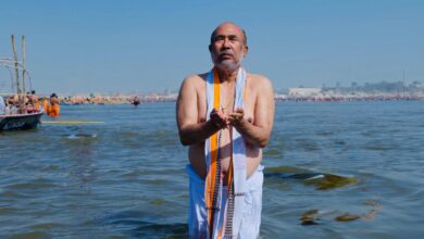 Manipur Chief Minister Takes Holy Dip At Maha Kumbh