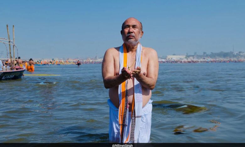 Manipur Chief Minister Takes Holy Dip At Maha Kumbh